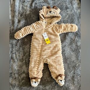 Brand New, Winter suit